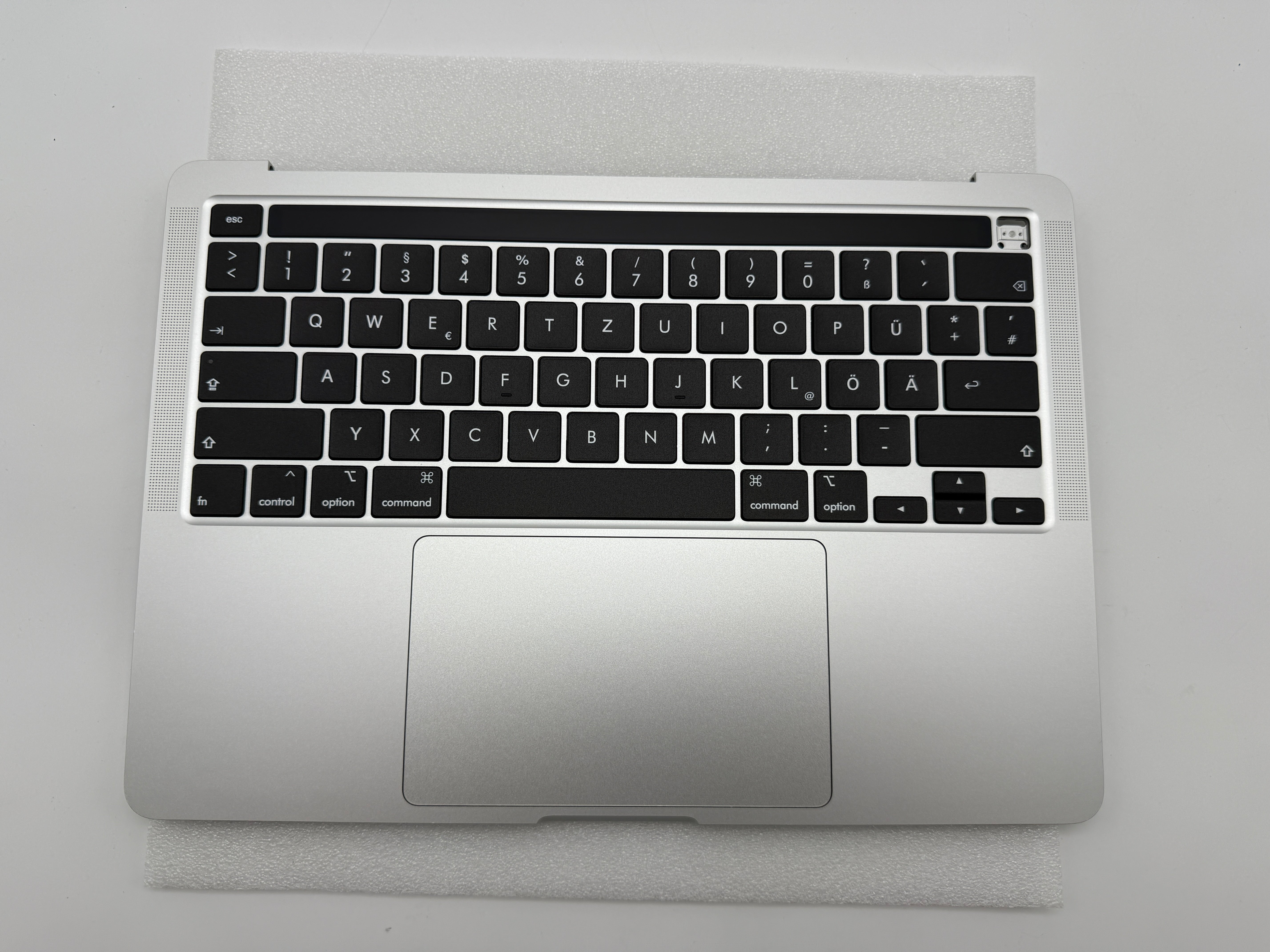 Macbook Pro 13" A2251 2020 Topcase QWERTZ Akku Tastatur Silber #T858