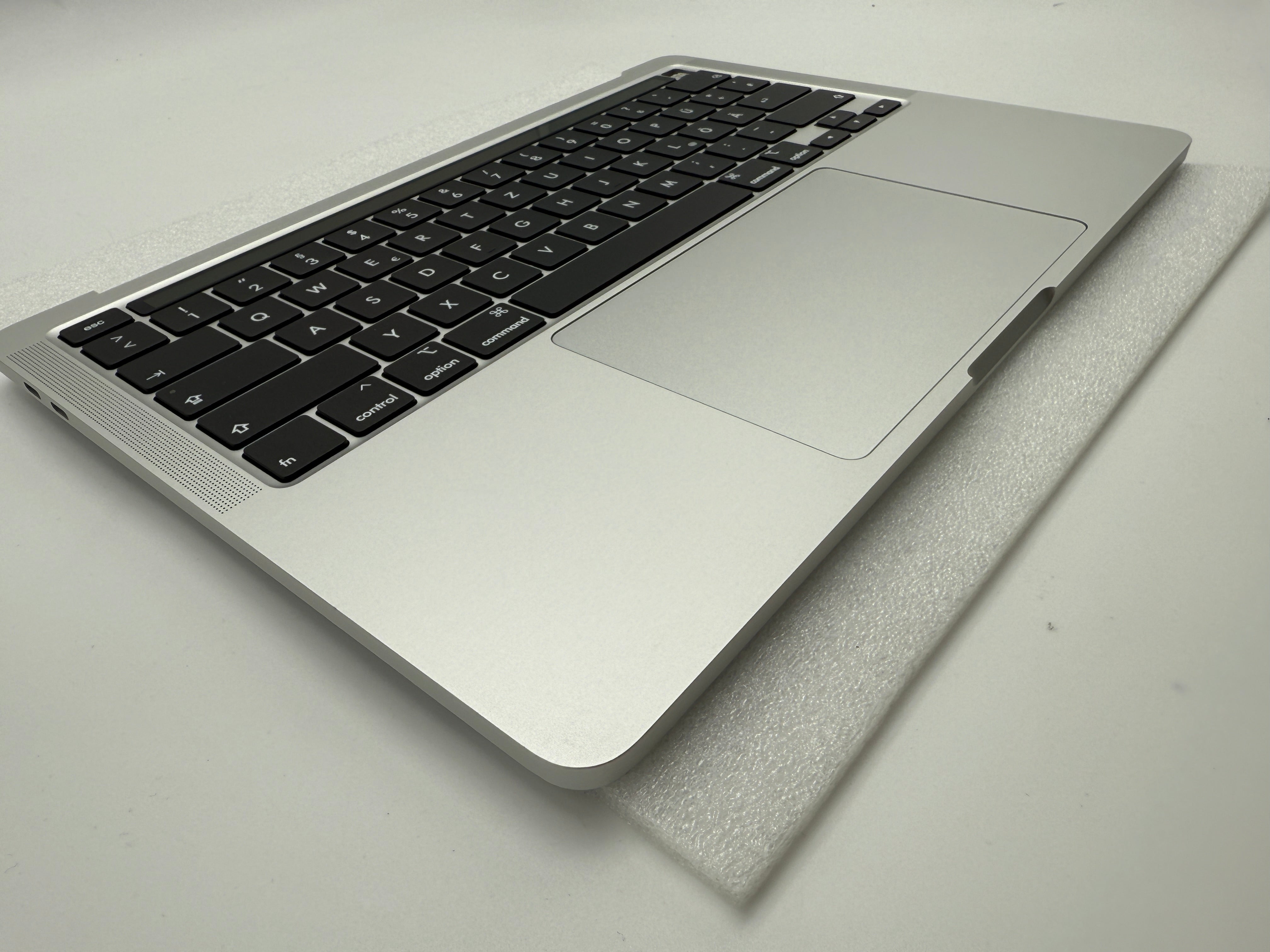 Macbook Pro 13" A2251 2020 Topcase QWERTZ Akku Tastatur Silber #T858