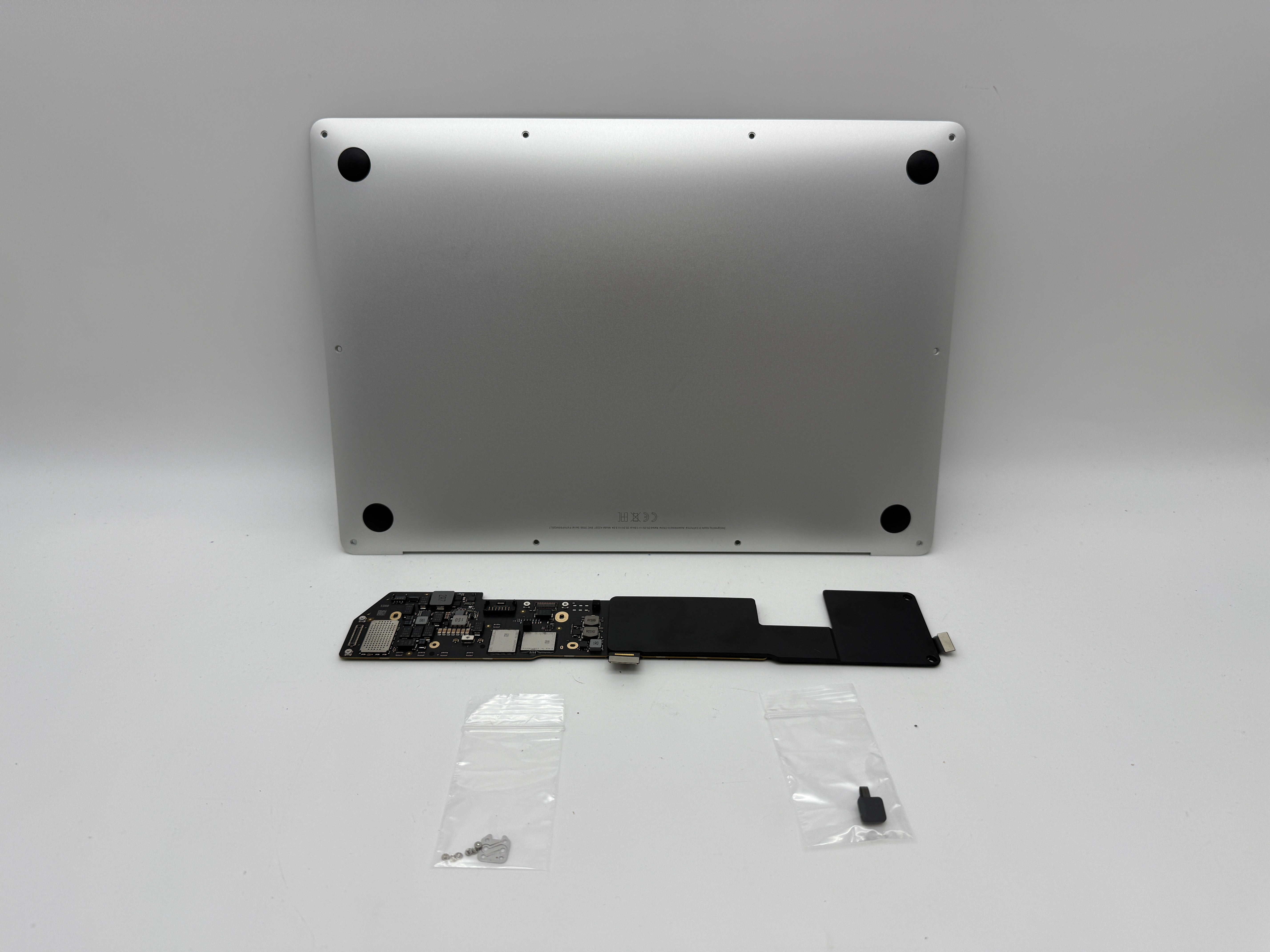 Macbook Air A2337 13" 2020 M1 8 GB 256GB Mainboard 820-02016-A #M17
