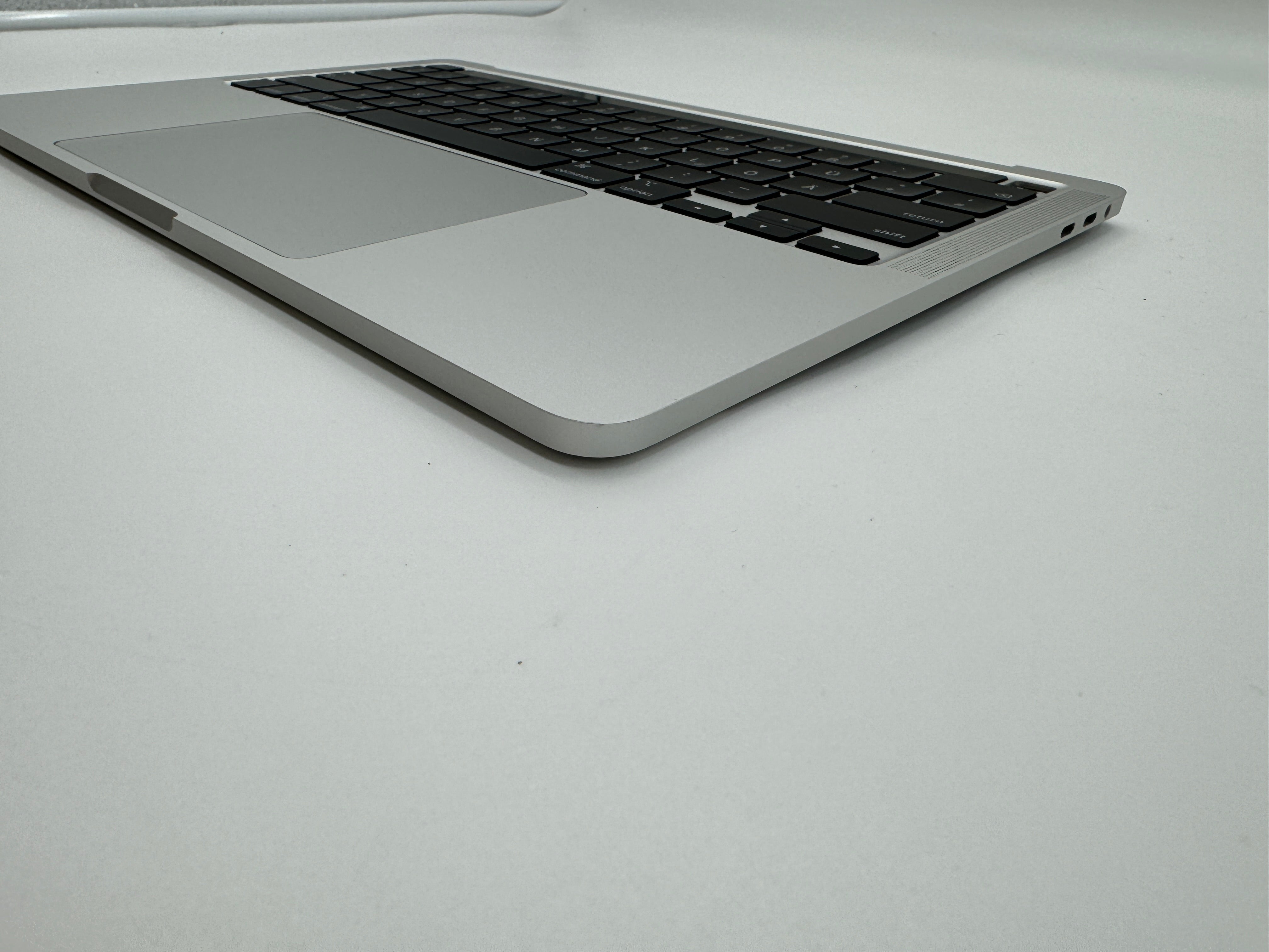 Macbook Pro 13" A2251 2020 Akku Topcase Tastatur Trackpad Silber #T417