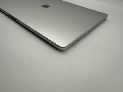 Macbook Pro 16" A2141 2019 2,3GHz i9 16GB 1TB 5500M Silber #PS240