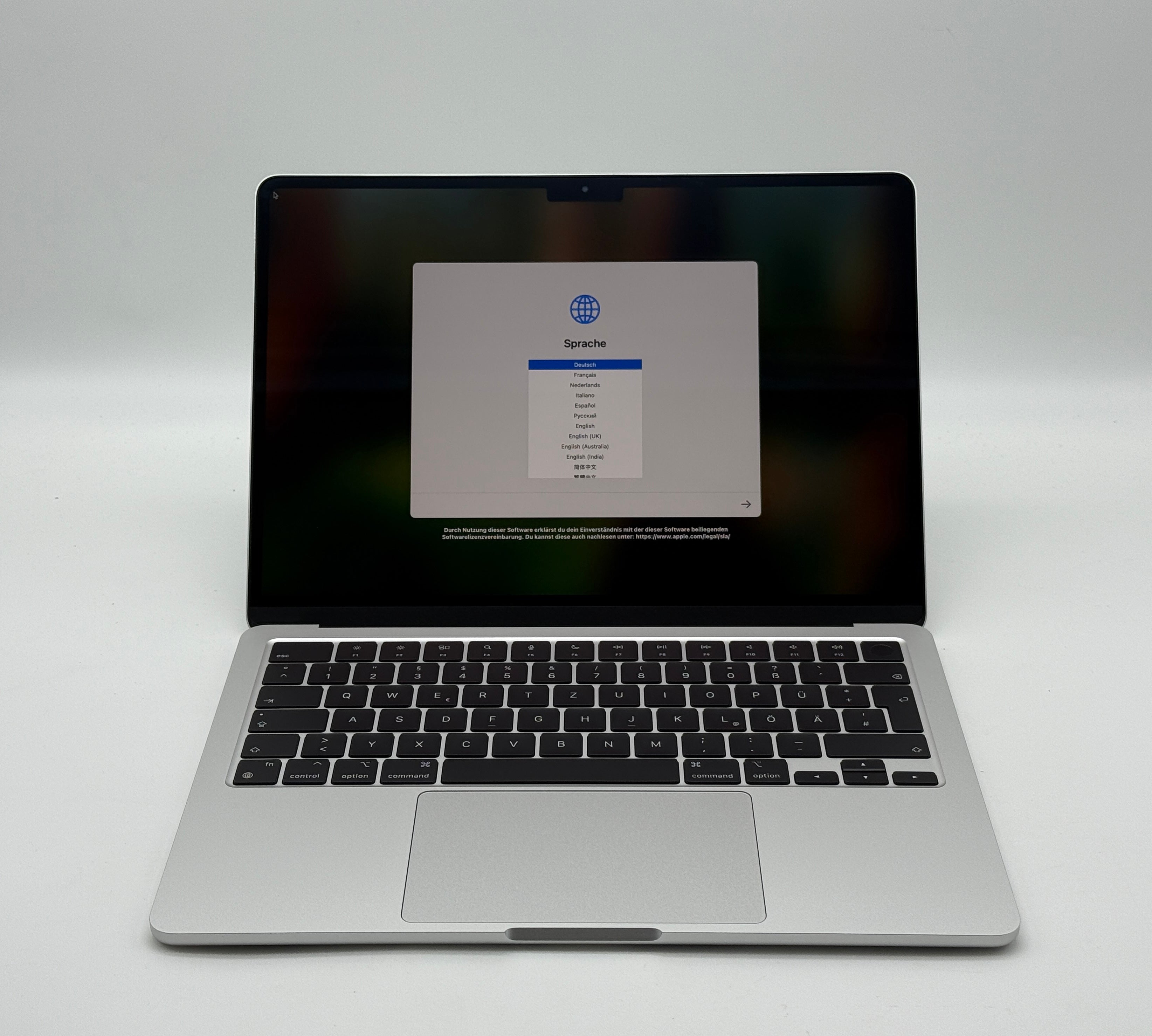 Apple MacBook Air 13,6“ M2 8C CPU 8C GPU 256 GB SSD 8 GB 2022 Silber MwSt.