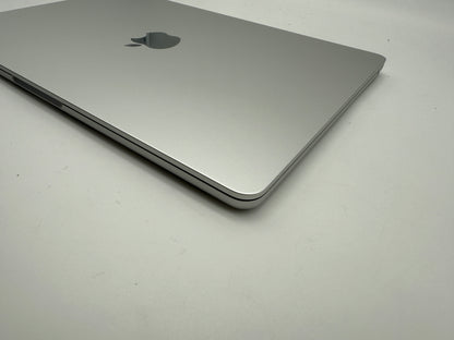 Apple MacBook Air 13,6“ M2 8C CPU 8C GPU 256 GB SSD 8 GB 2022 Silber MwSt.
