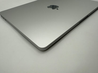 Apple MacBook Air 13,6“ M2 8C CPU 8C GPU 256 GB SSD 8 GB 2022 Silber MwSt.