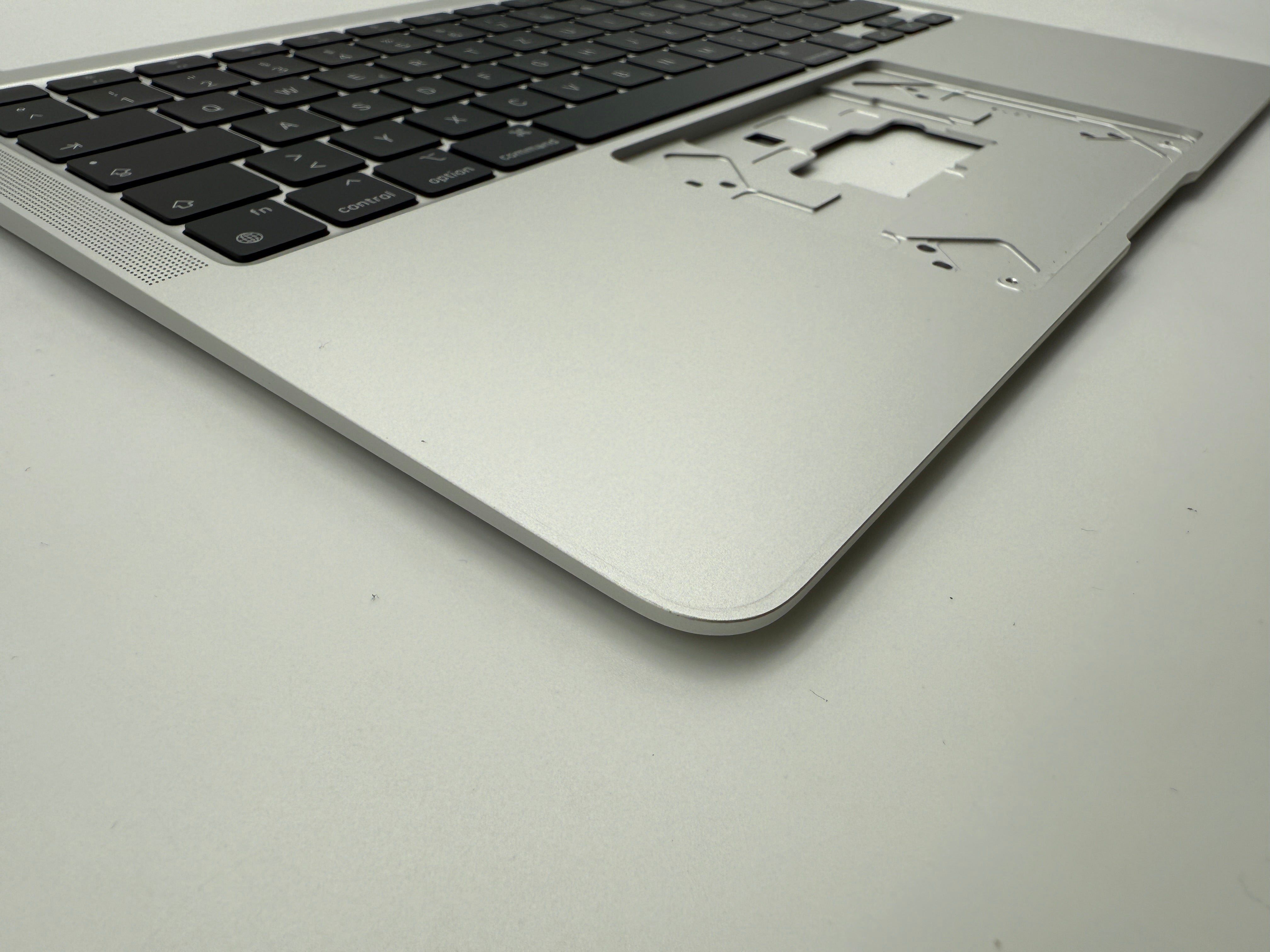 MacBook Air 13" 2020 A2337 Topcase QWERTZ Akku Tastatur Silber #T881