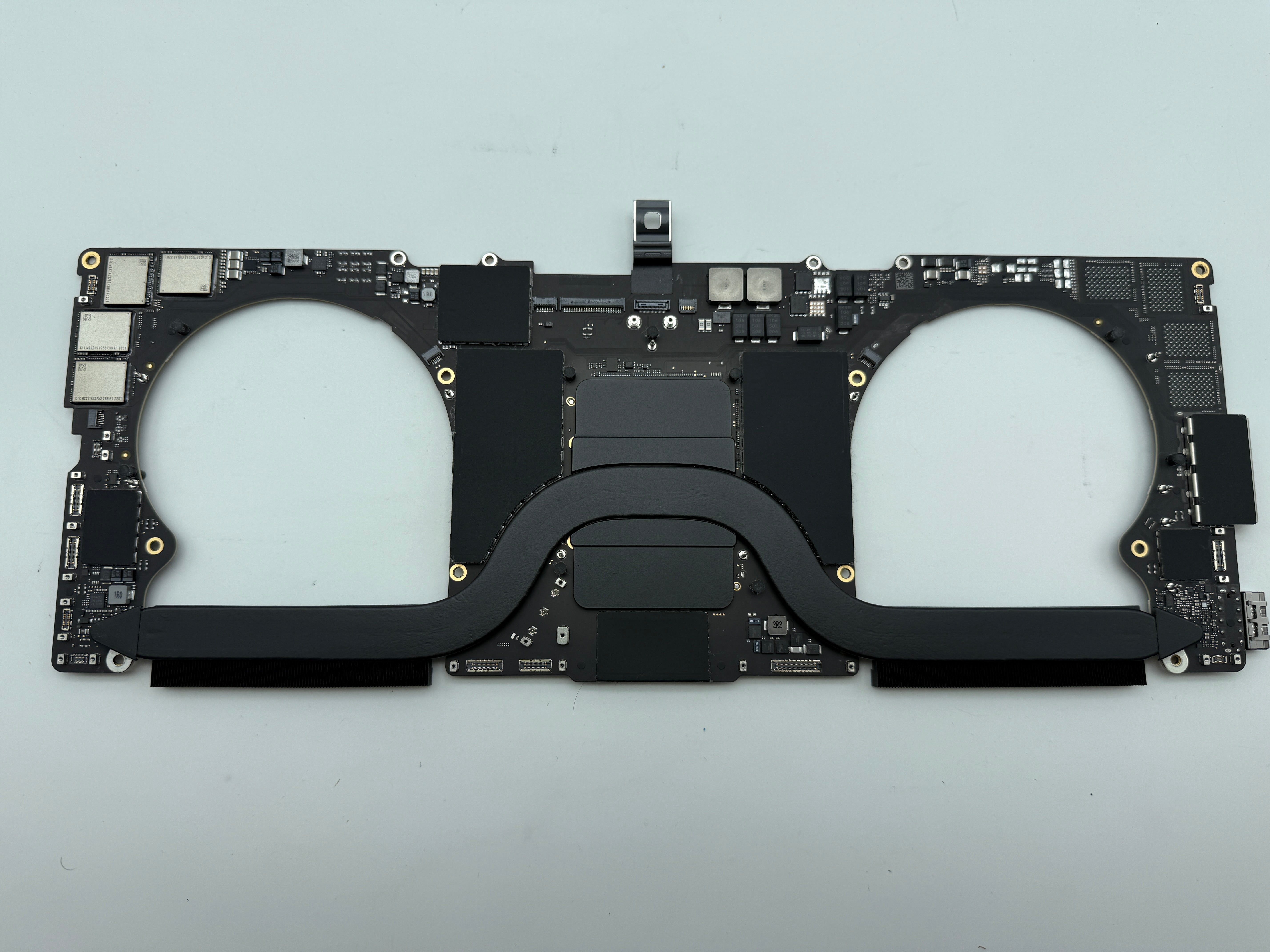 Macbook Pro 16" 2021 A2485 M1 Max 10C 32GB 32C GPU 1TB 820-02382-A
