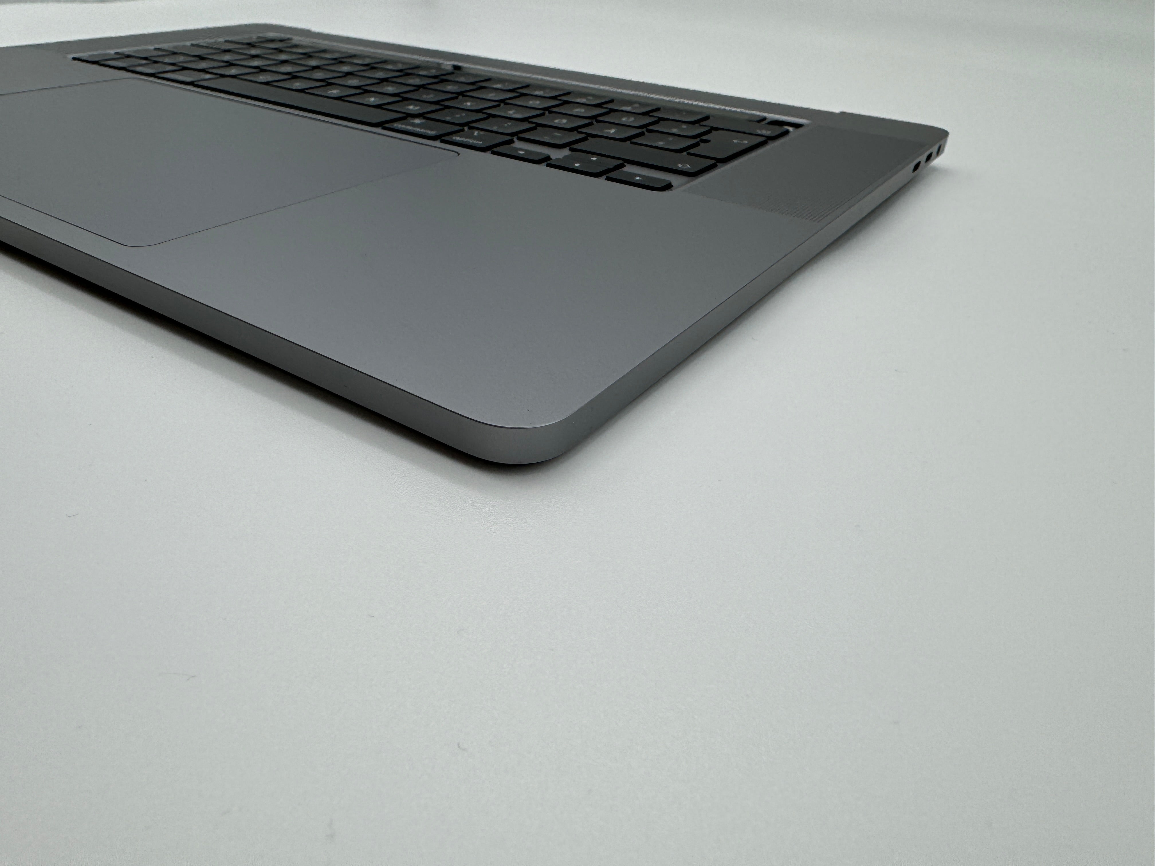 MacBook Pro 16" 2019 A2141 Grau Topcase Tastatur Trackpad QWERTZ #T437