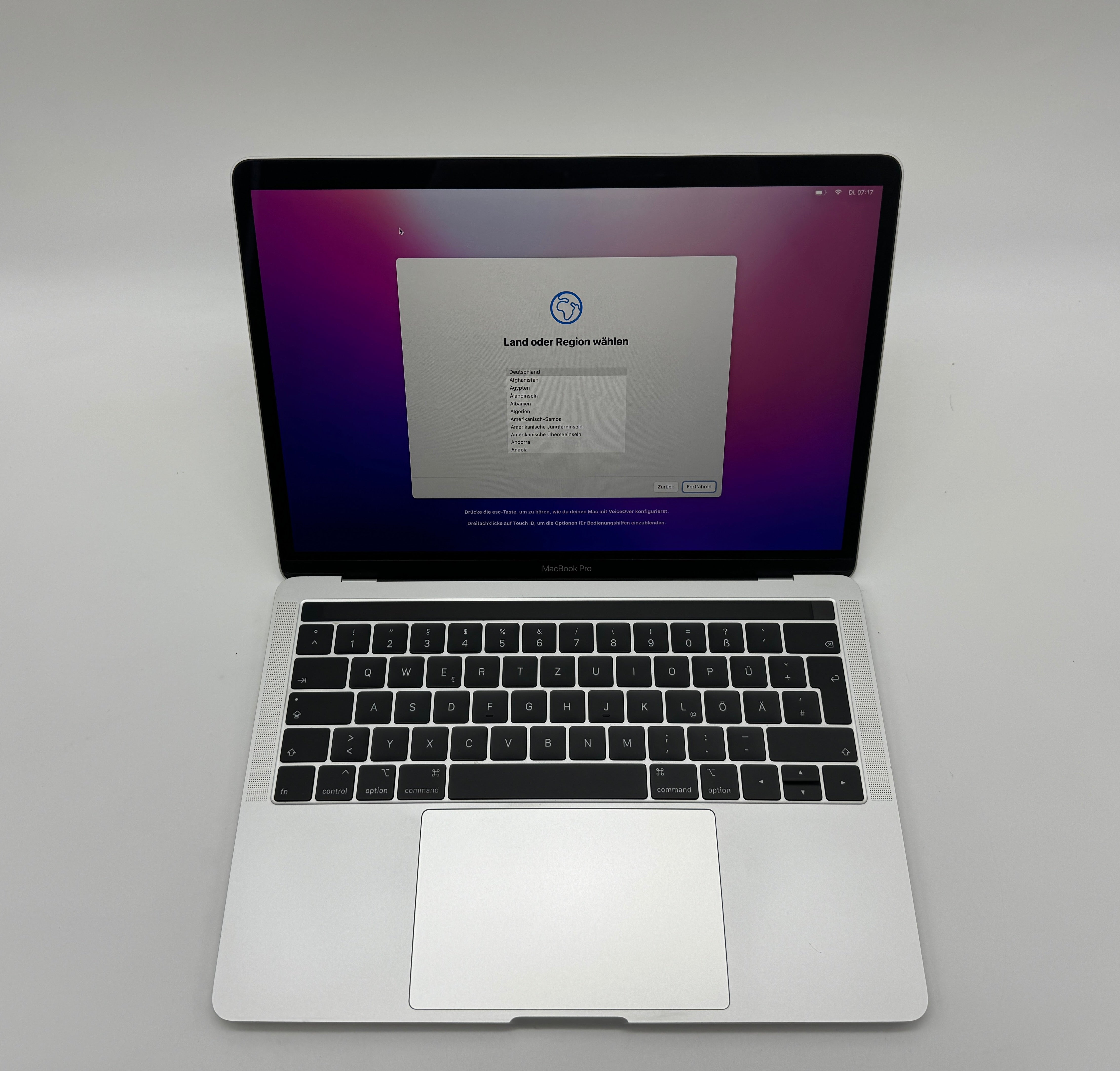 MacBook Pro 13" (2020) - Apple M1 mit 8‑Core CPU und 8-core GPU - 16GB RAM - SSD 512GB - Silber
