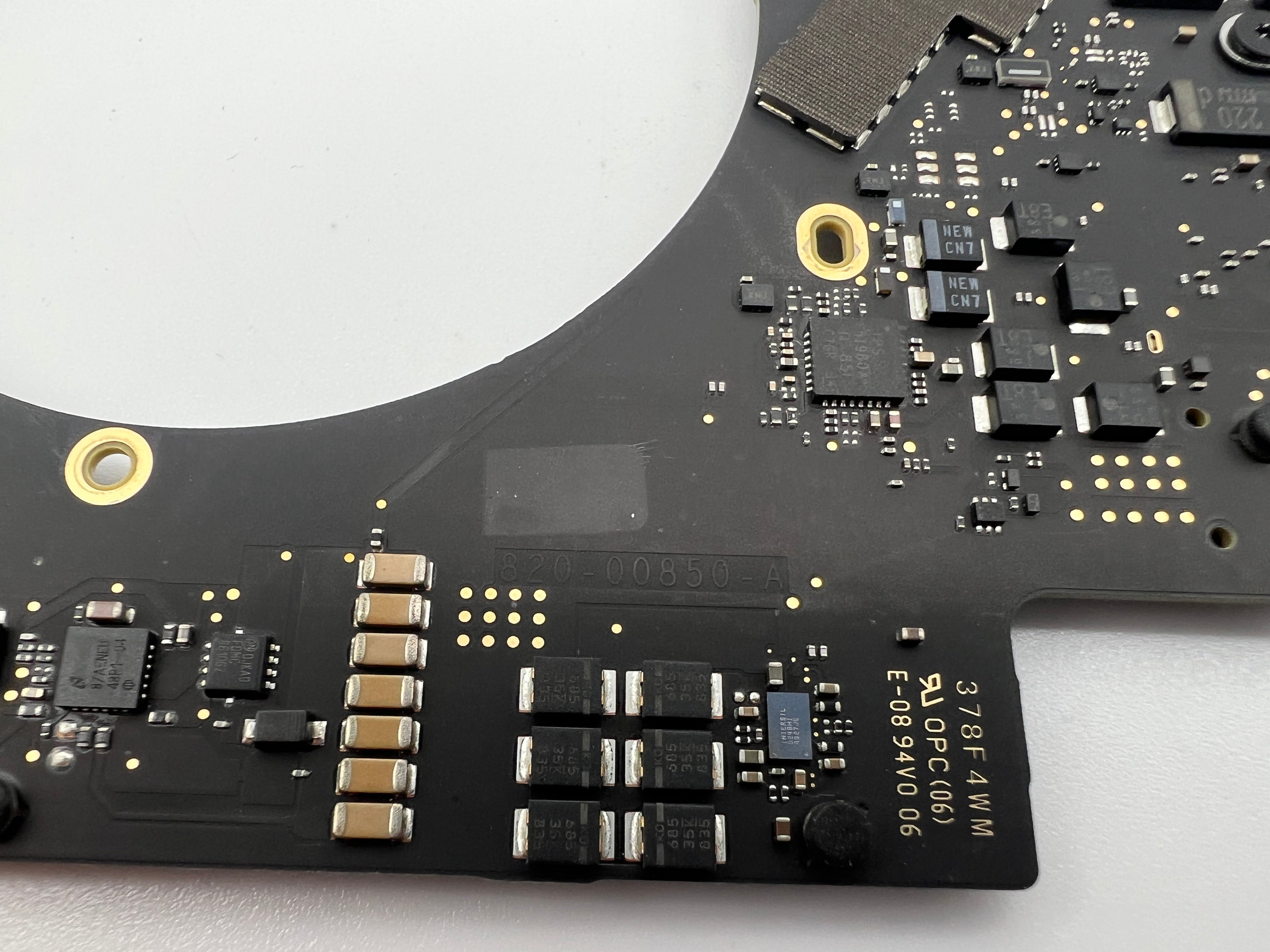MacBook Pro A1989 13" 2018 2,3 GHz i5 8 GB 256 GB SSD Platine Mainboard #M9 Psmartplace