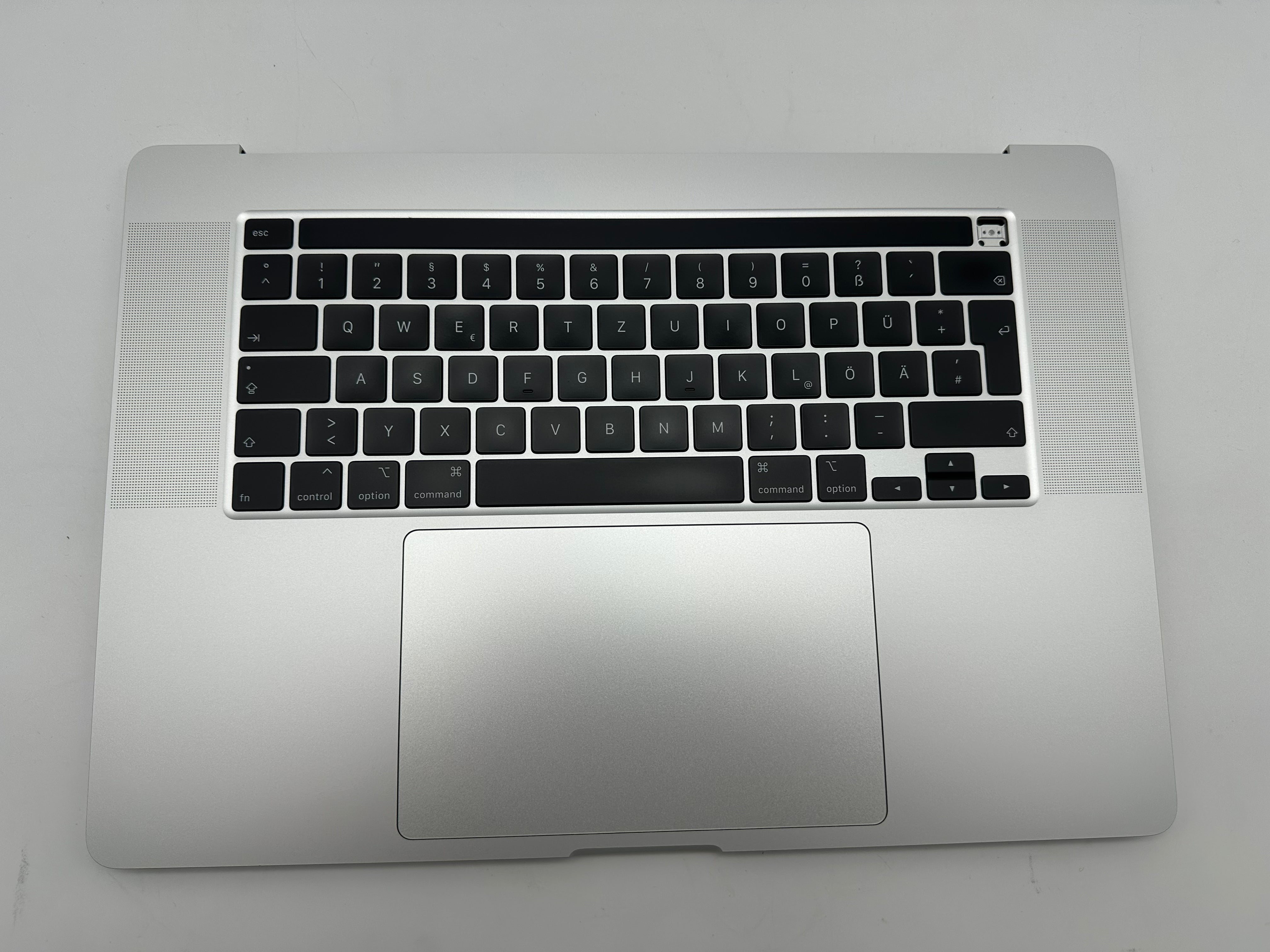 MacBook Pro 16" 2019 A2141 Silber Akku Topcase Tastatur QWERTZ #T959