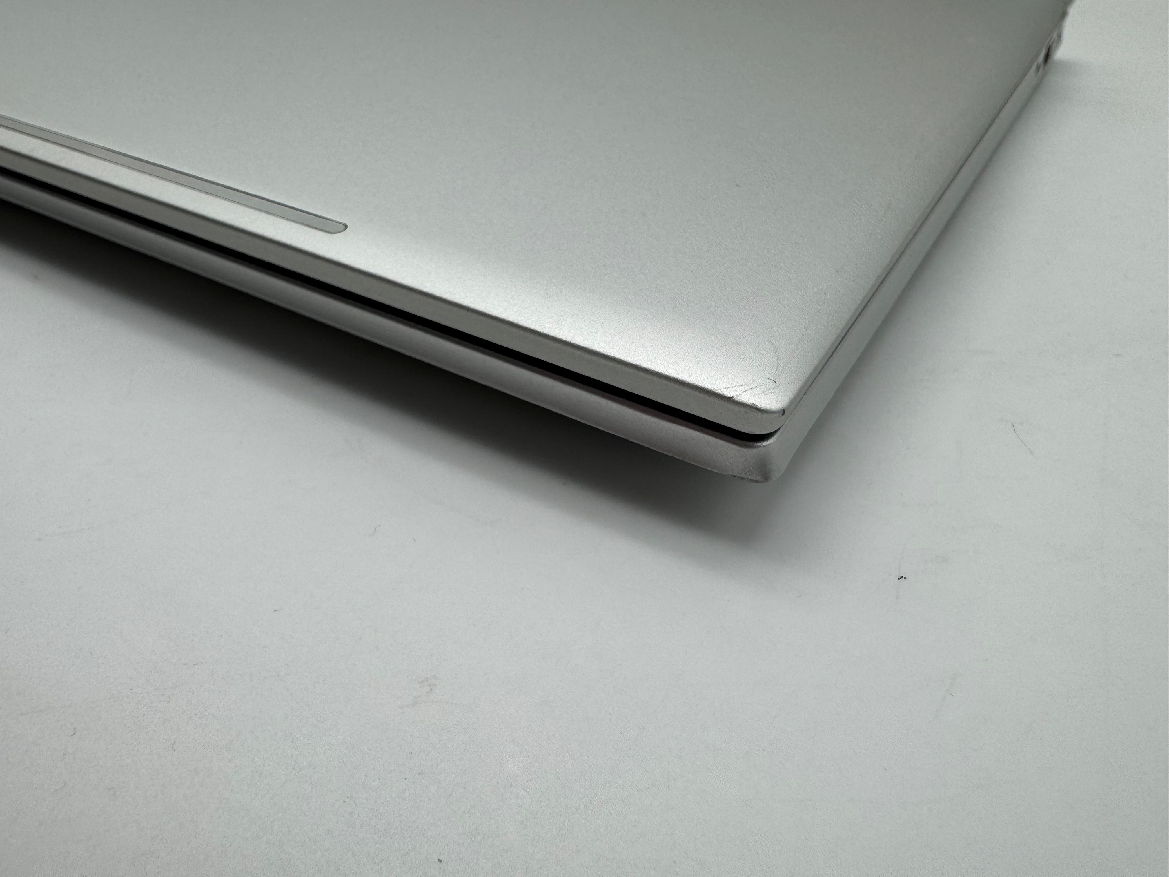 HP Pavilion 15-eg2055ng 1,3GHz i5-1235U 8GB 512GB Silber QWERTZ MwSt. #PSW174