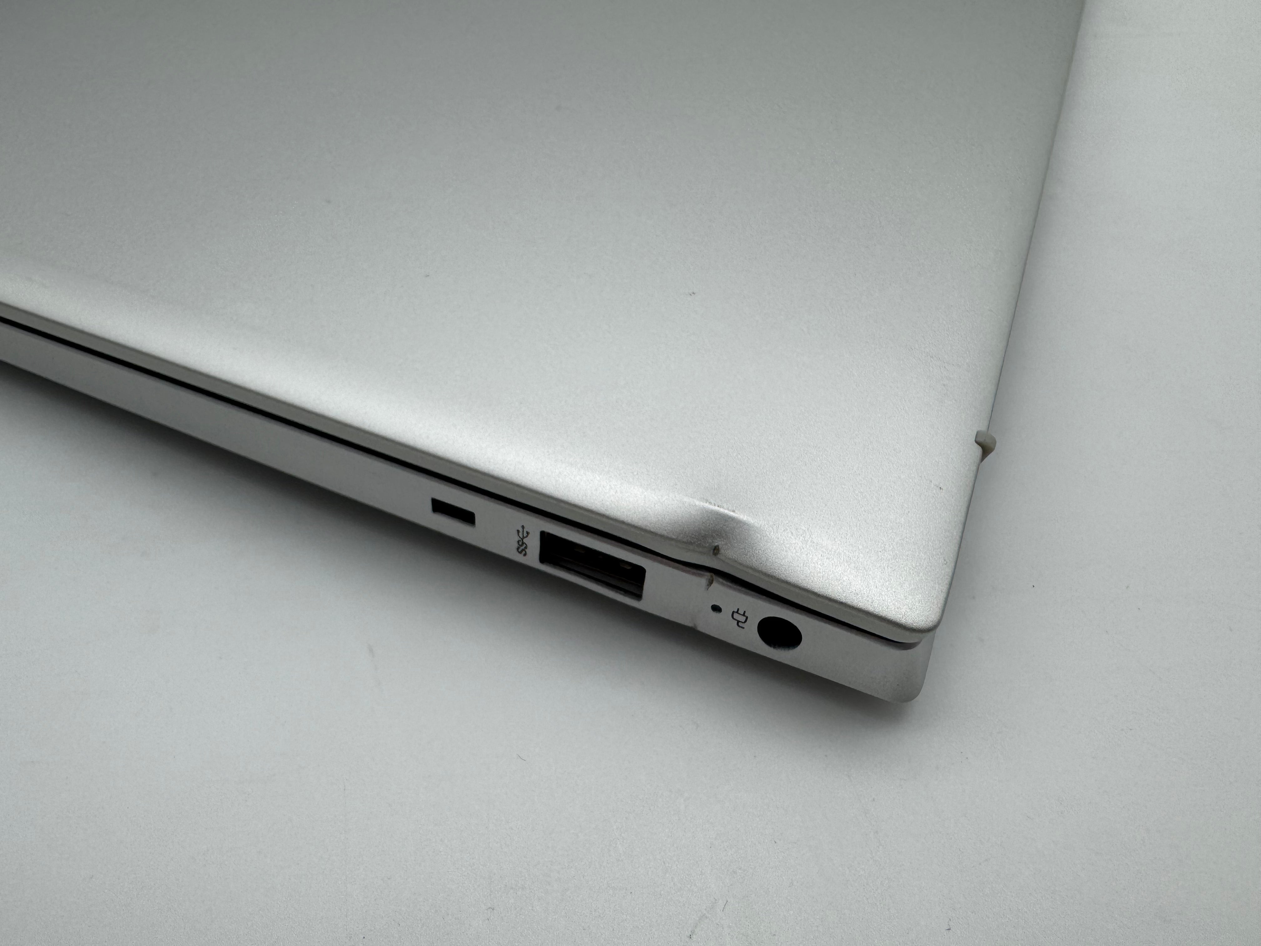 HP Pavilion 15-eg2055ng 1,3GHz i5-1235U 8GB 512GB Silber QWERTZ MwSt. #PSW174