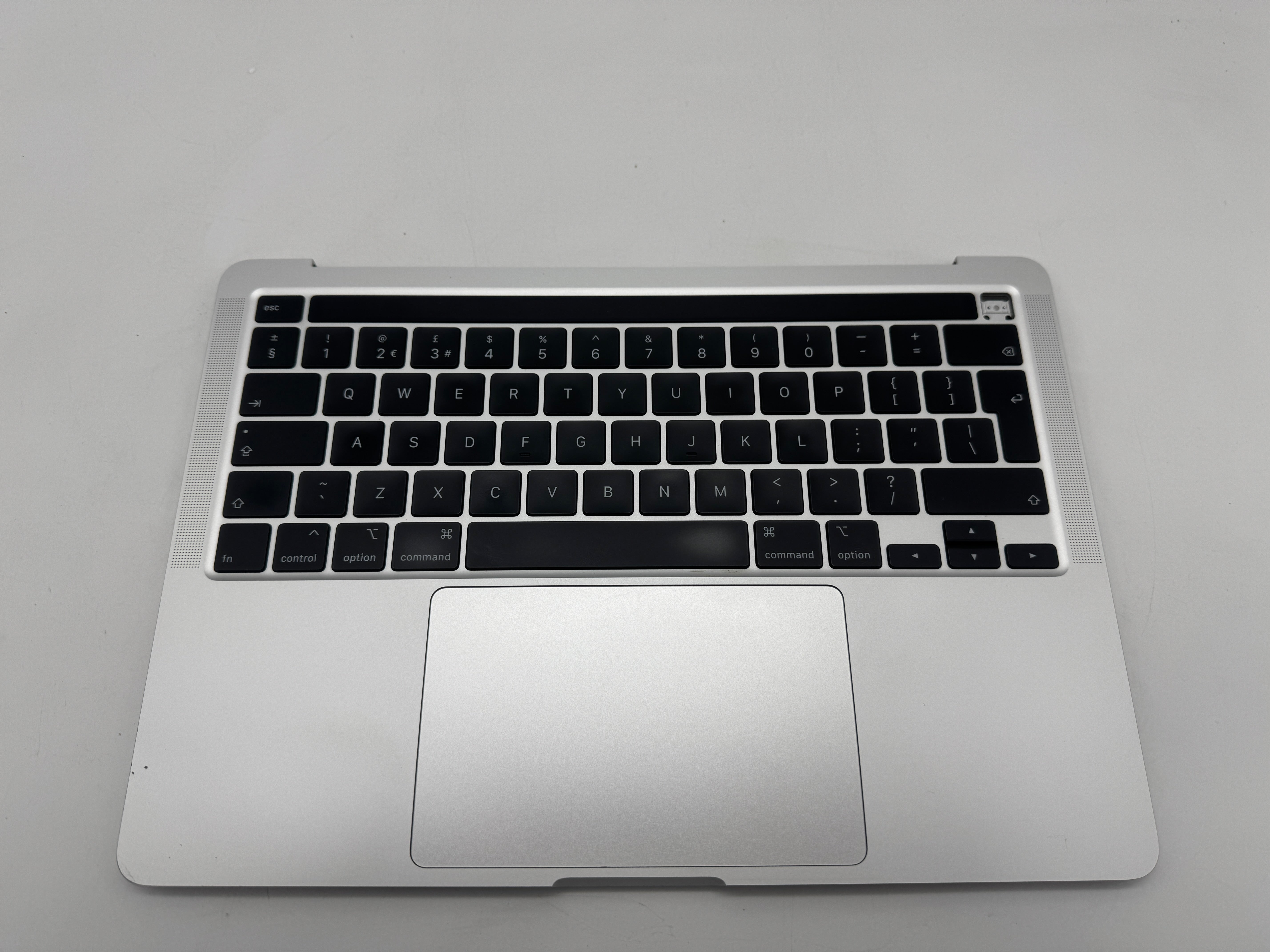 Macbook Pro 13" A2251 2020 Topcase QWERTY UK Akku Tastatur Silber #T768