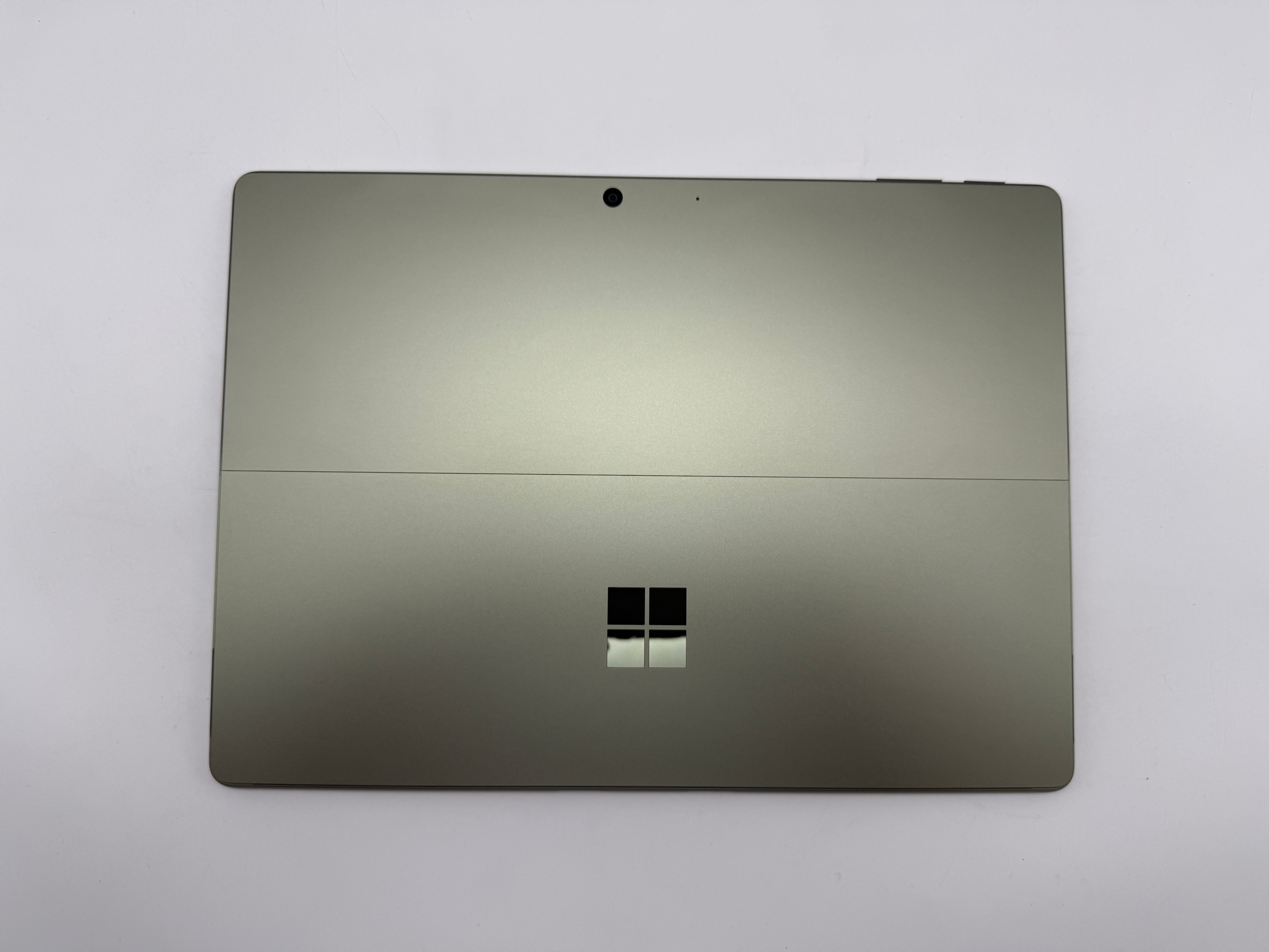 Microsoft Surface Pro 9 Tablet 13 Zoll i5-1235U  2,5GHz 8GB 256GB MwSt. Grün