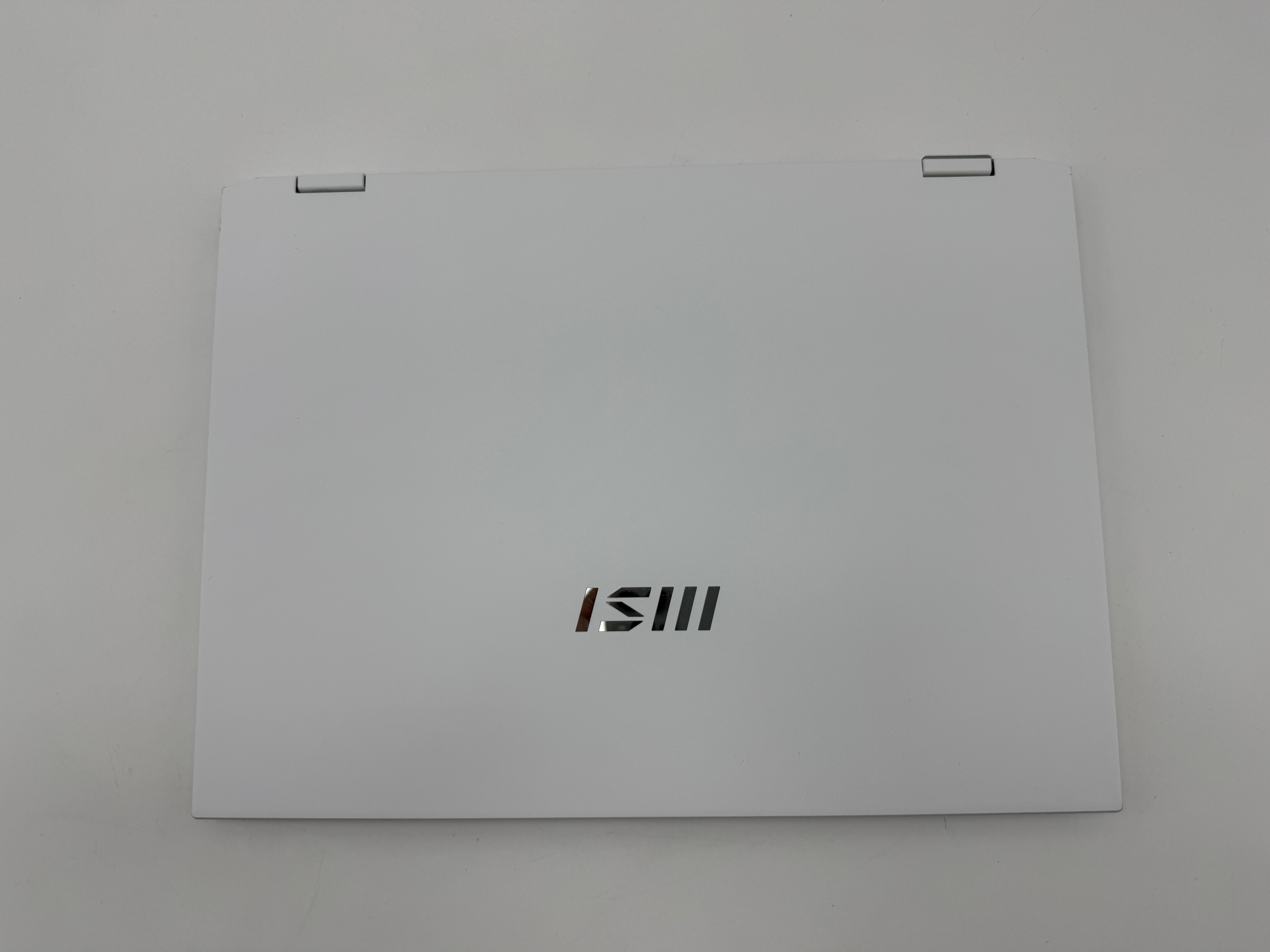 MSI Summit E13 A11MT I7-1195G7 32GB 1TB Weiß QWERTY US MwSt.