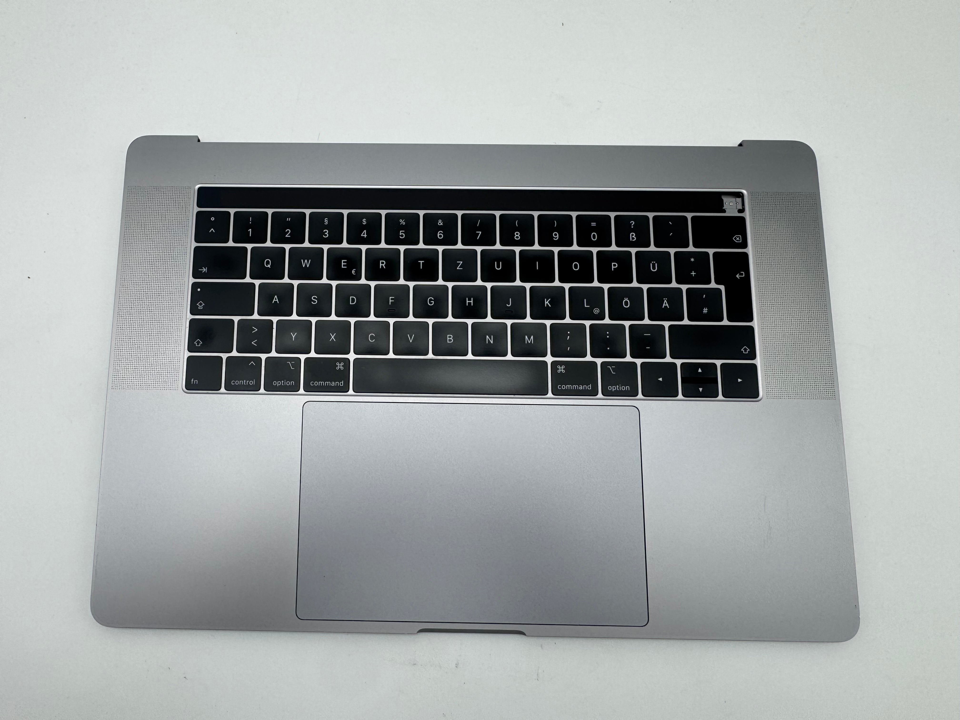 Macbook Pro 15" 2018 2019 A1990 QWERTZ Topcase Trackpad Tastatur Grau #T975
