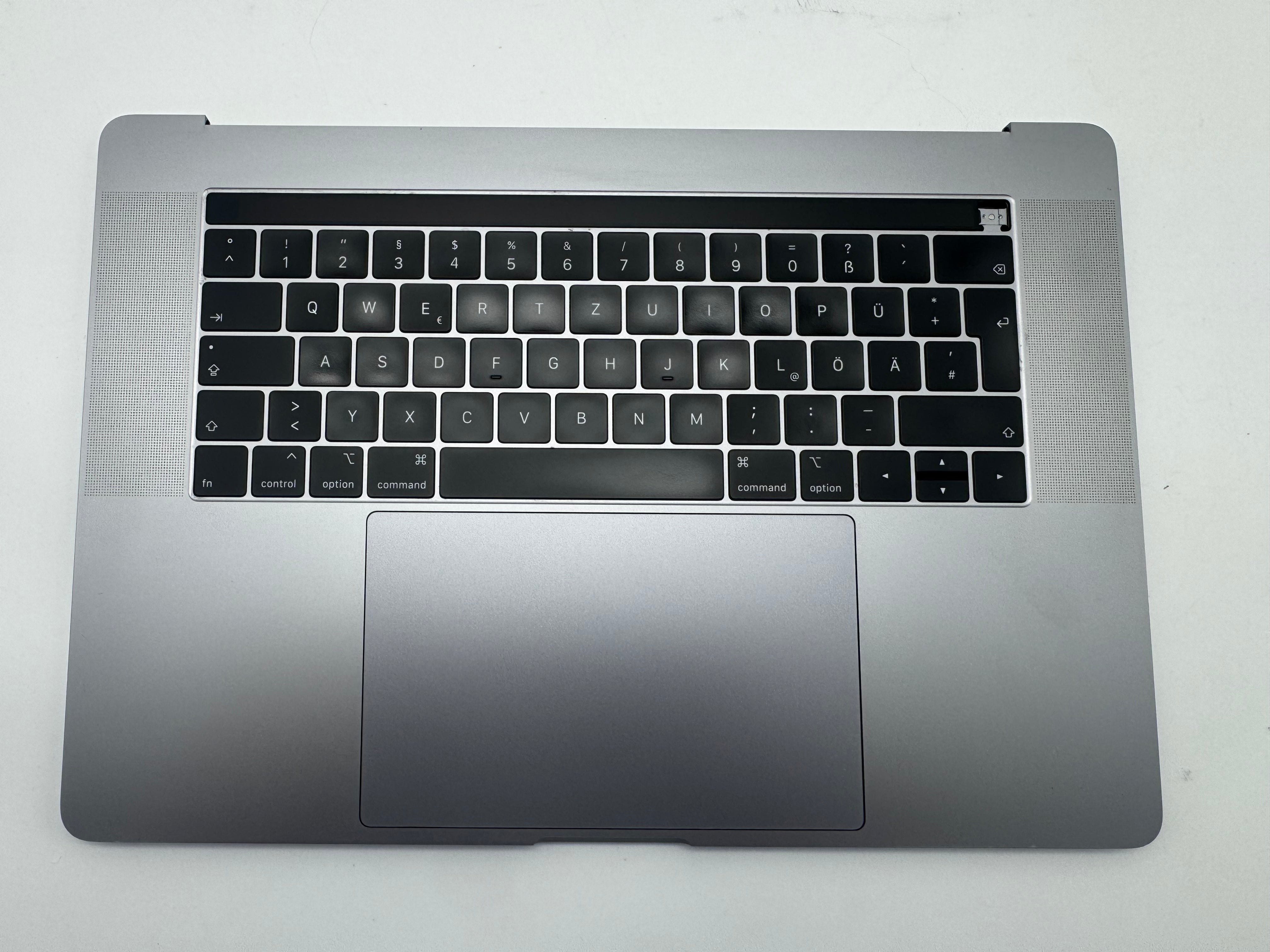 Macbook Pro 15" 2018 2019 A1990 QWERTZ Topcase Trackpad Tastatur Grau #T983