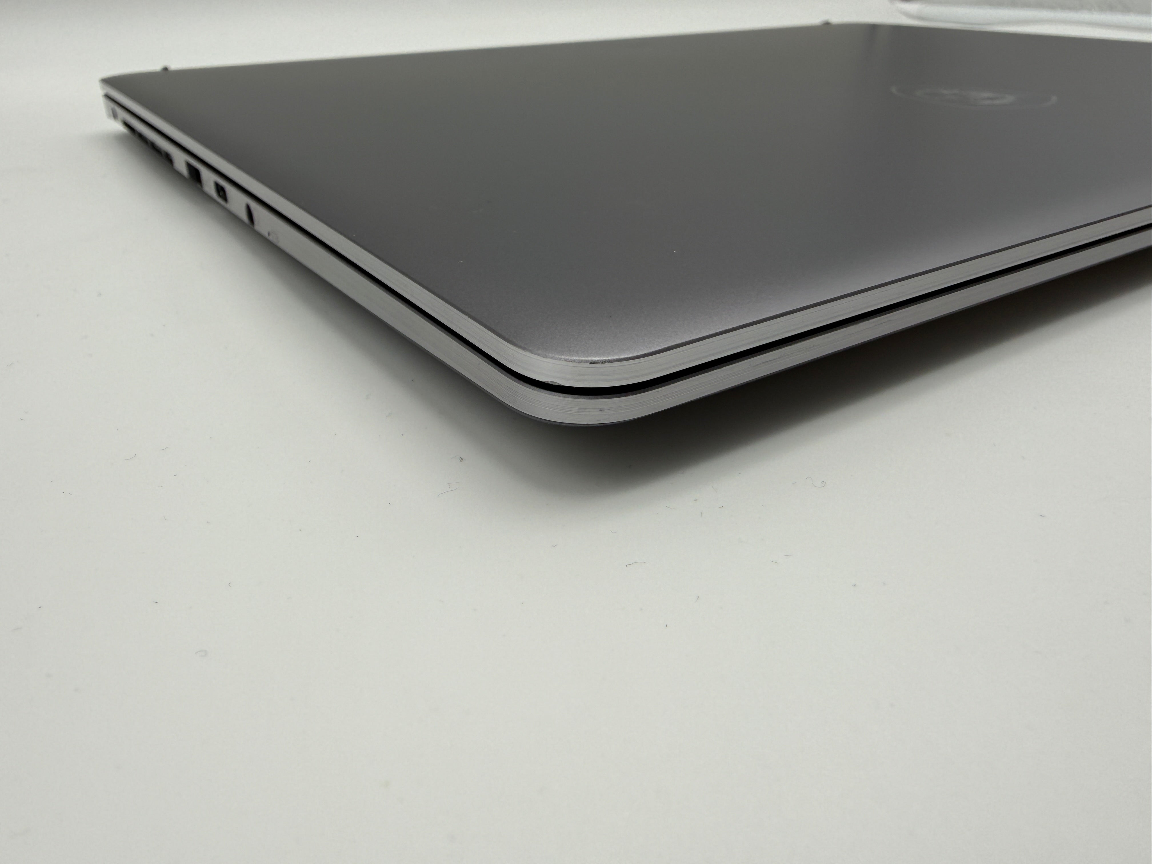 MSI Creator Z16 A11UE I7-11800H RTX 3060 32GB 1TB Gray Black QWERTY US