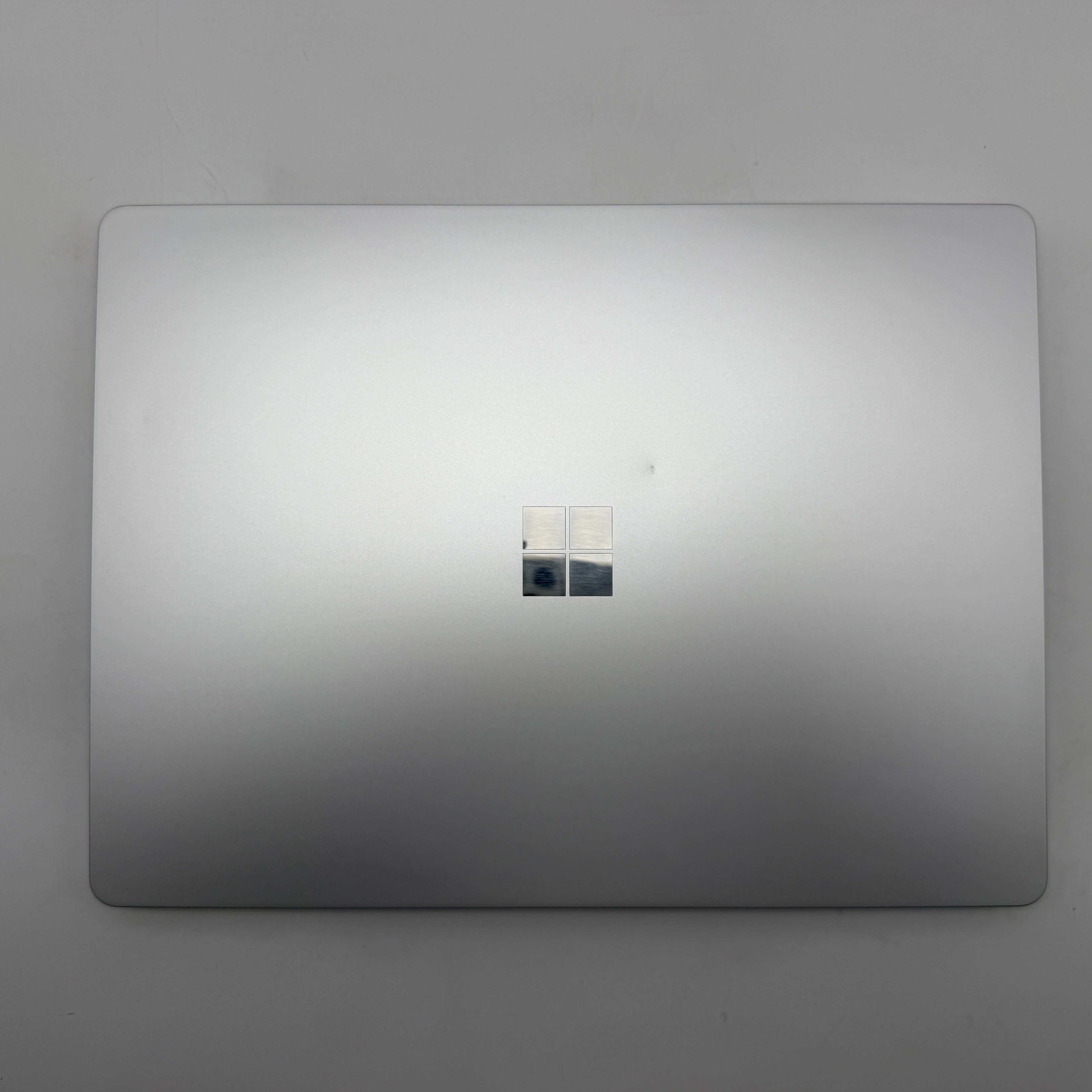 Microsoft Surface Laptop Go I5 1035G1 8GB 128GB SSD #PSW176