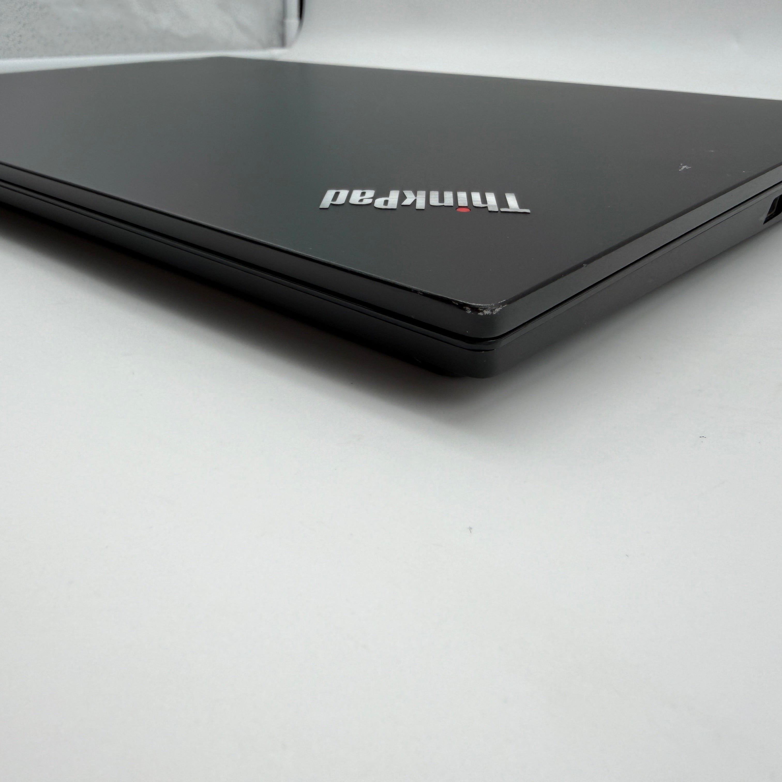 Lenovo Thinkpad E14 G4 Notebook i5-1235U 1,3 GHz 16GB 512GB MwSt. PSW195