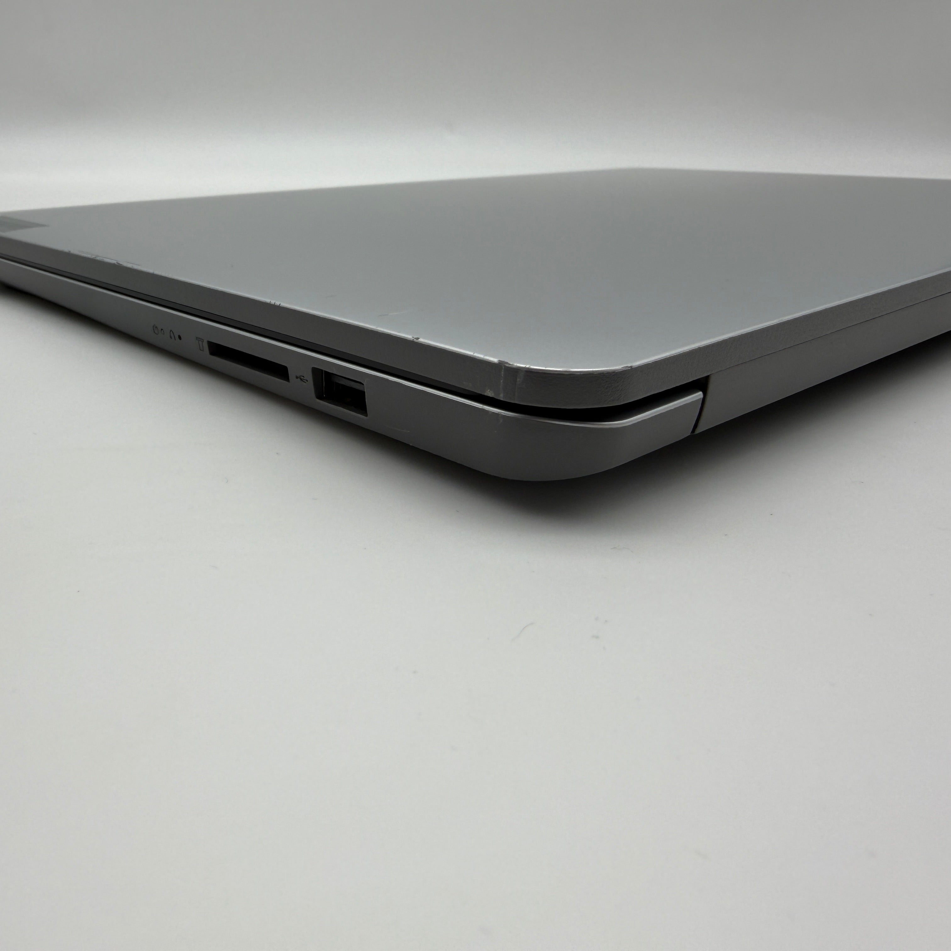 Lenovo IdeaPad 1 15ADA7  15" Ryzen 5 3500U 8GB 512GB QWERTY Spanisch MwSt. #PSW211