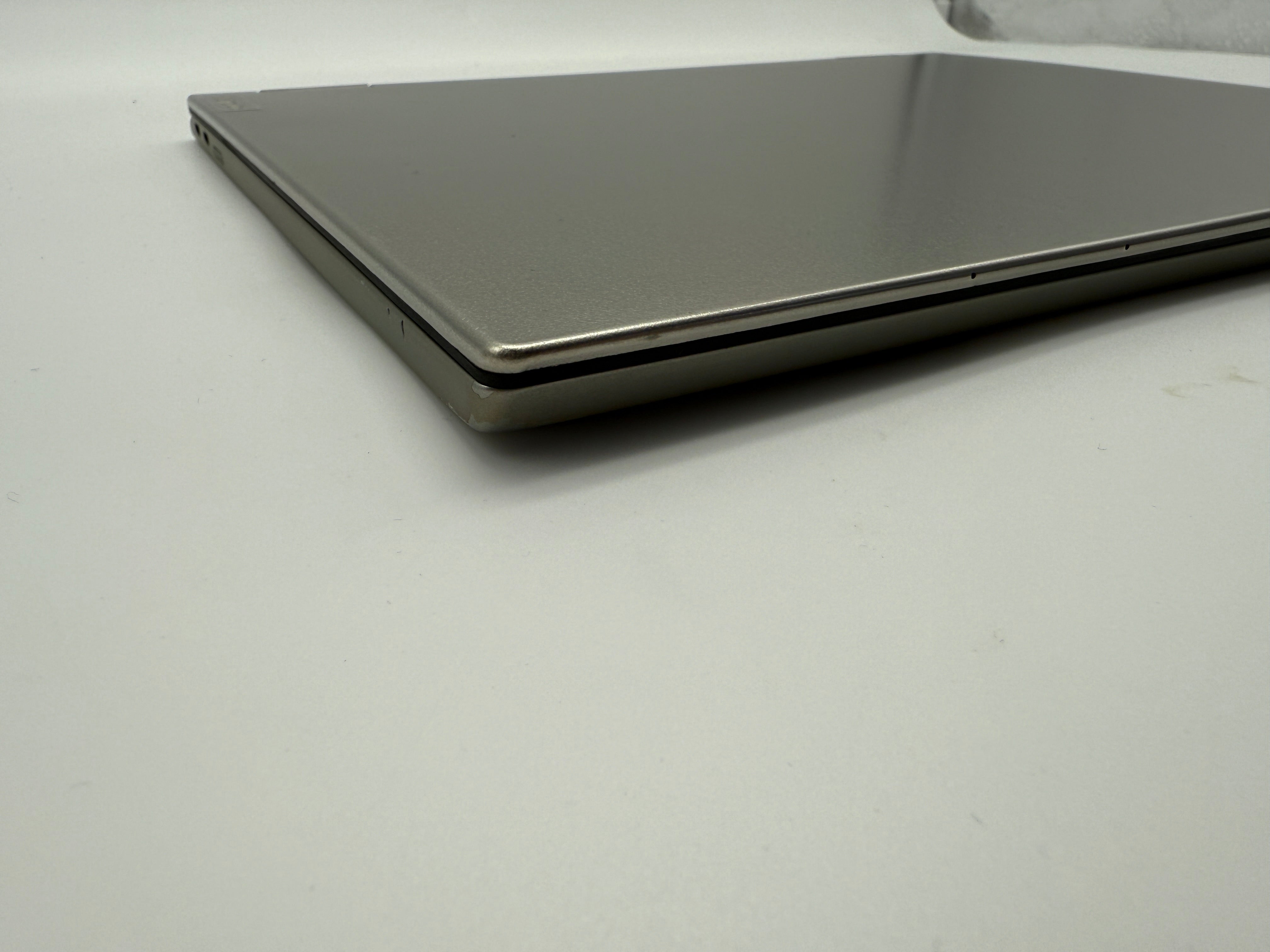 Lenovo ThinkPad X1 Titanium Gen 1 Notebook i7-1160G7 1,2GHz 16GB 1TB SSD