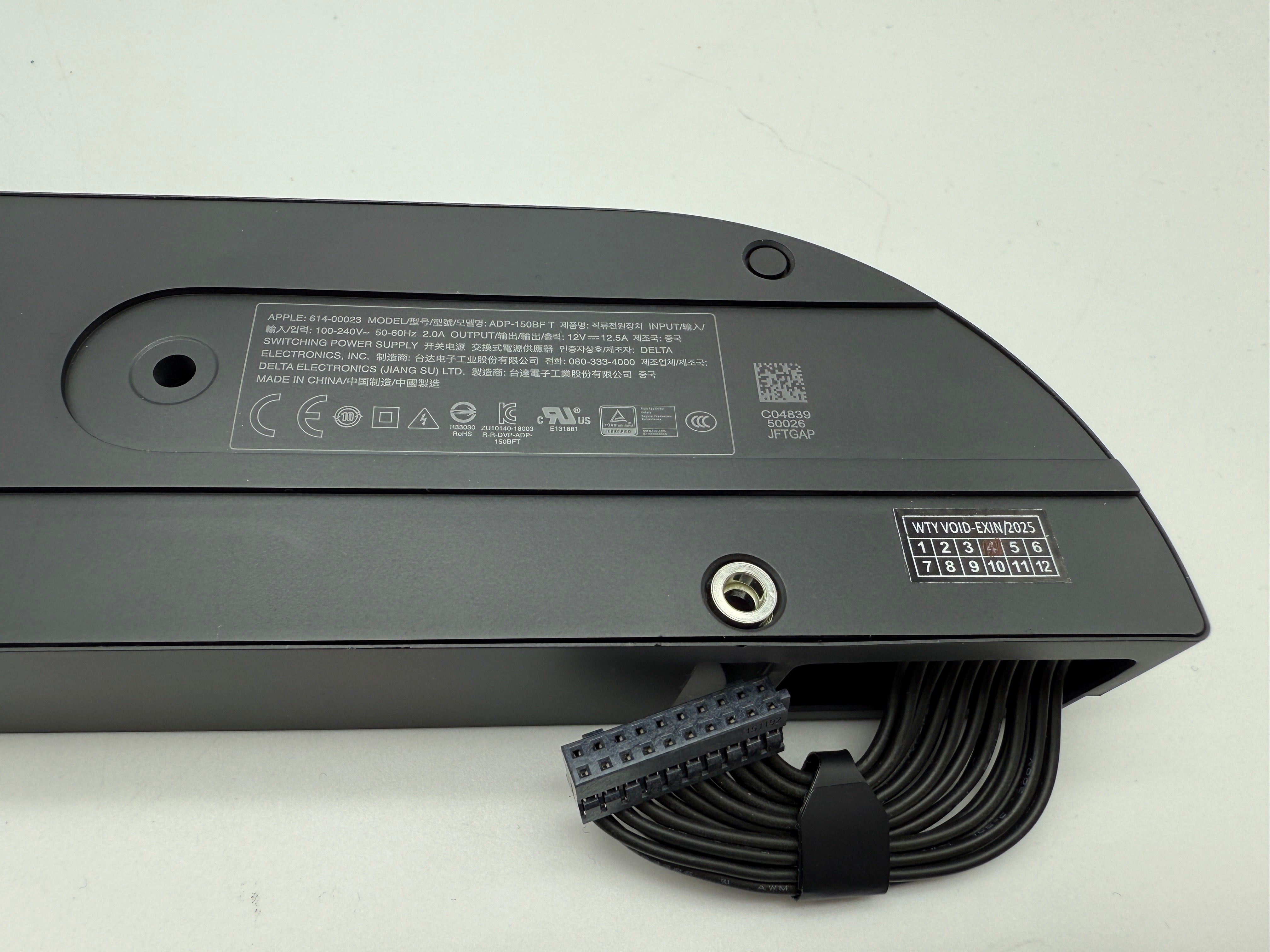 Apple Mac Mini Netzteil A1993 614-00023 ADP-150BF T 12V 2,5A