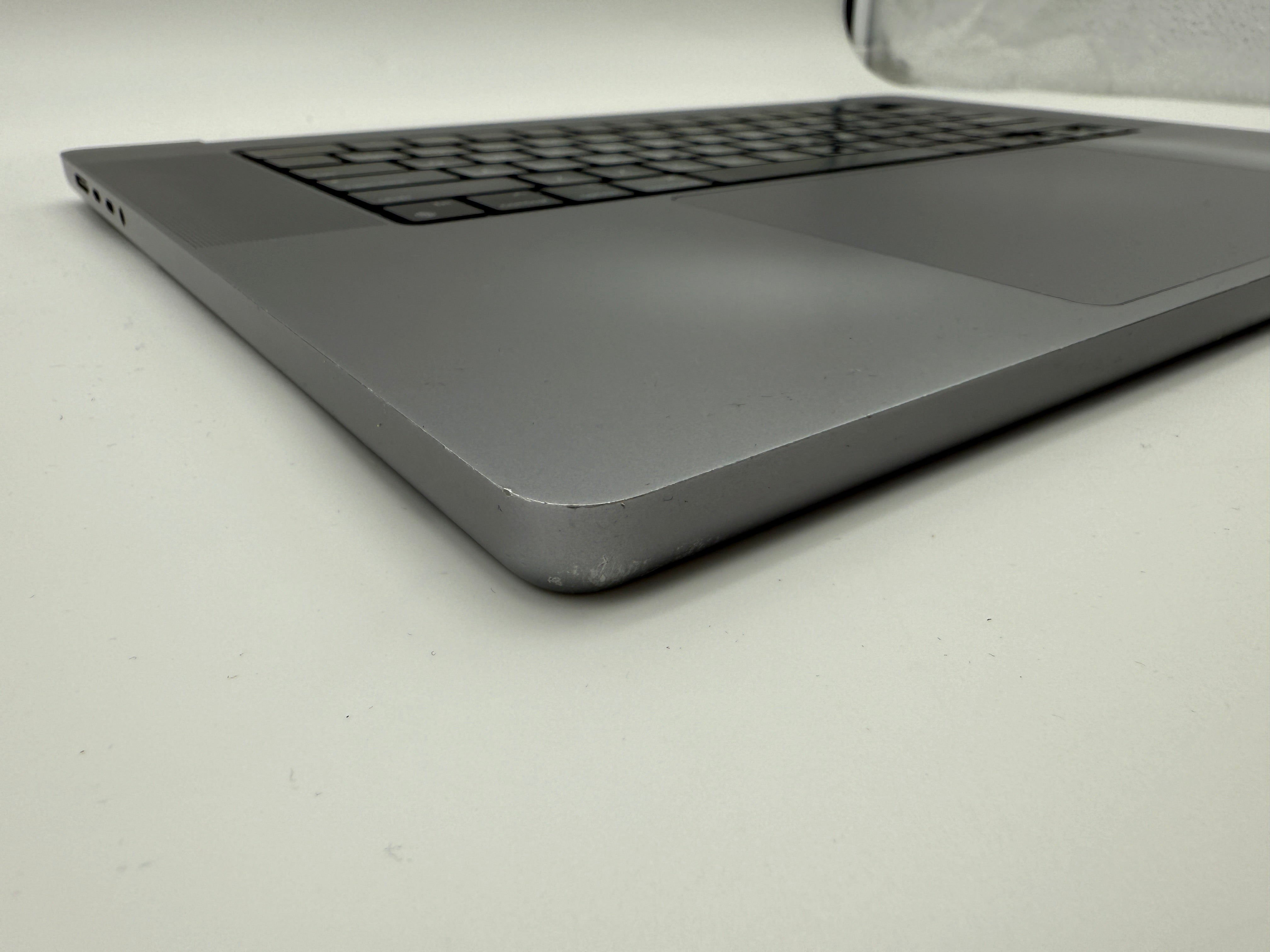 Macbook Pro 16" 2021 A2485 Topcase QWERTY US Tastatur Spacegrau #T784