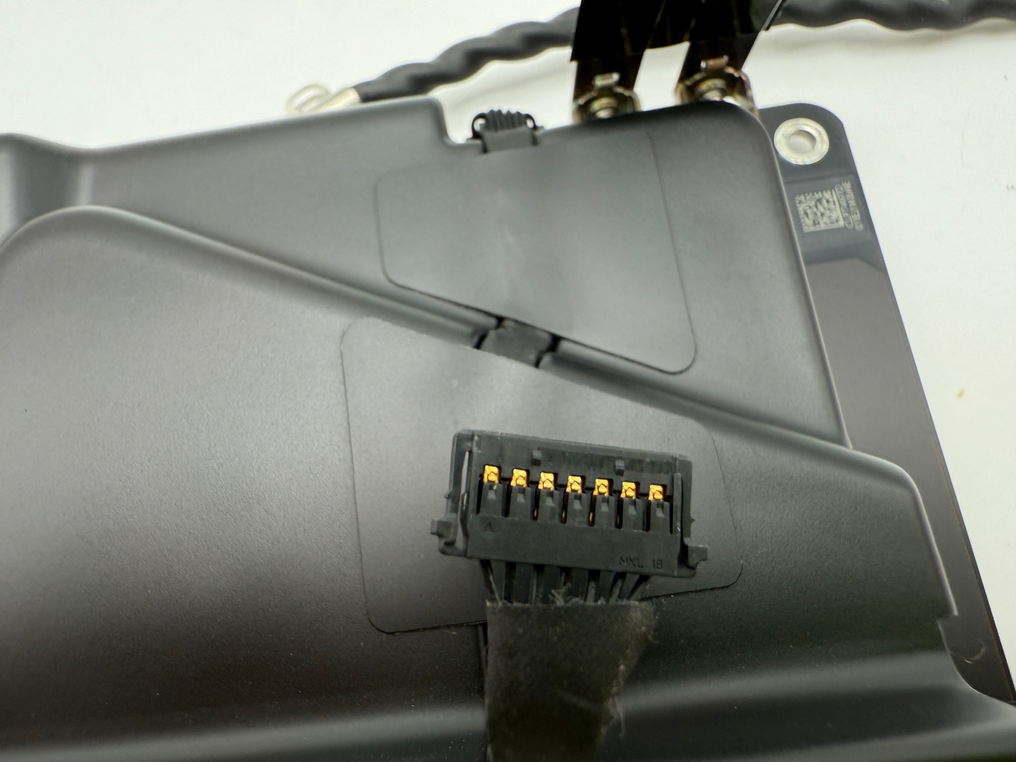 Original Netzteil iMac Pro A1862 2017 Model 661-08944 APG003