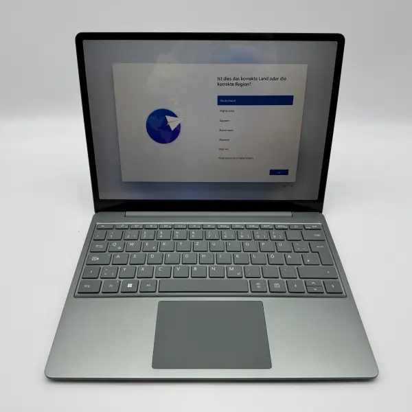 Microsoft Surface Laptop GO 2 12,4"  2,4GHz i5-1135G7 8GB 256GB  Salbeigrün