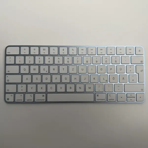 Apple Magic Keyboard A2450 QWERTZ Deutsch Silber Blau Rot Grün Gelb Orange Blau