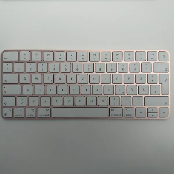 Apple Magic Keyboard A2450 QWERTZ Deutsch Silber Blau Rot Grün Gelb Orange Rot/Rose