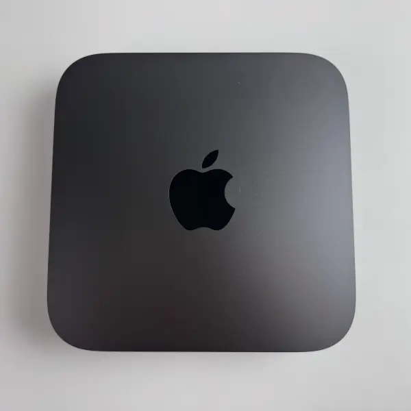 Apple Mac mini A1993 2018  i3 8GB 128GB SSD