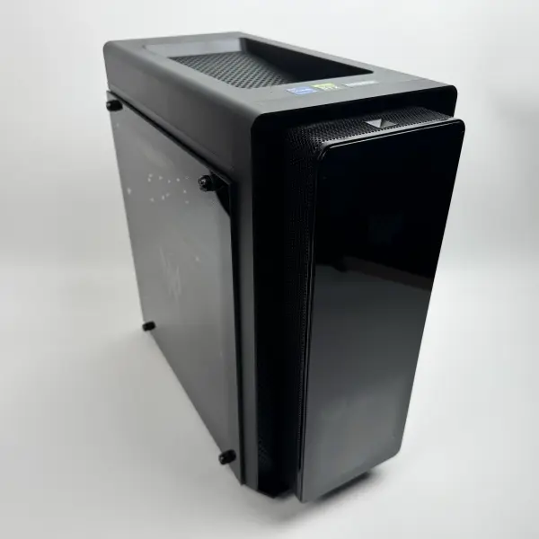 Acer Predator 2,1 GHz i7-13700F 32GB 1TB NVIDIA GeForce RTX 3070