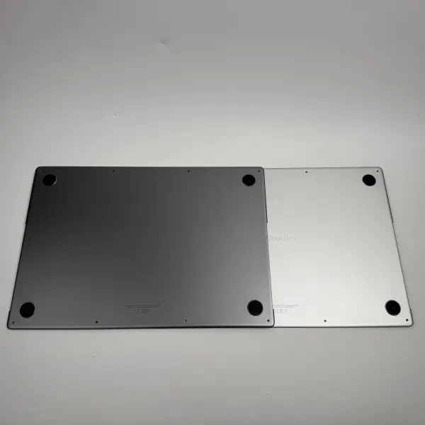 Macbook Pro 16" A2780 2023 Bodenplatte Bottomcase Lower Case Spacegrau Silber