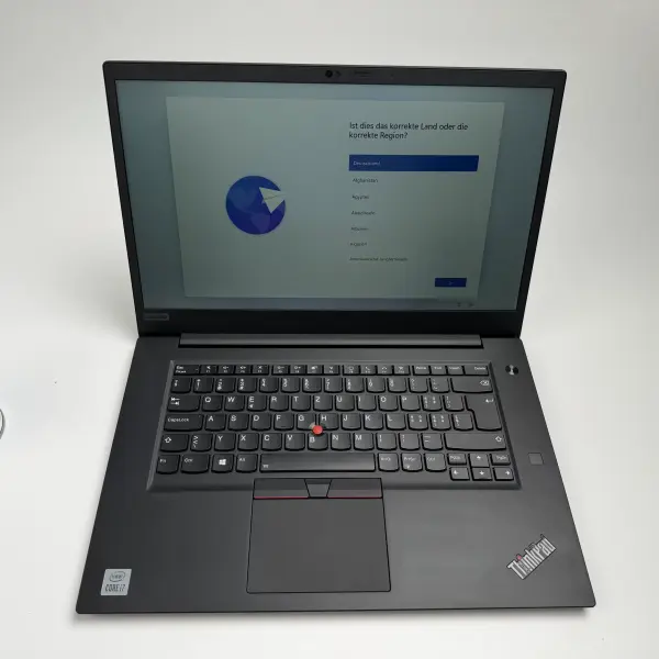 Lenovo ThinkPad P1 Gen 3 15,6" i7-10750H 2,59GHz 32GB 512GB Schwarz QWERTY US