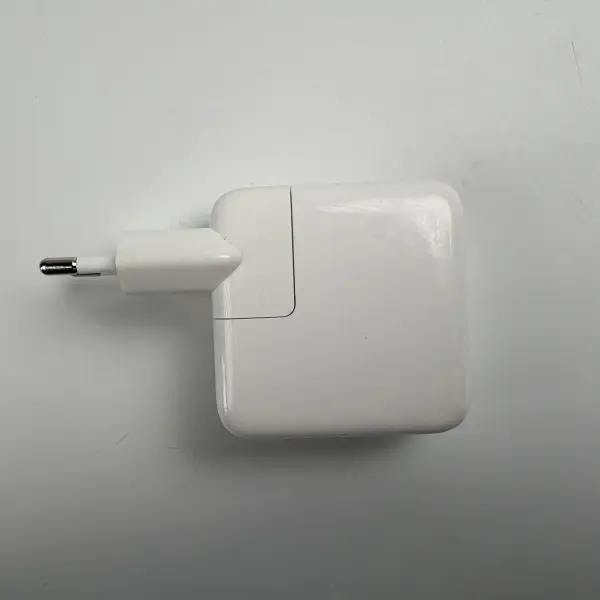 Apple 30W USB-C Netzteil MacBook Air 13" M1 M2 M3 M4 A2337 A2681 A3113 A3240