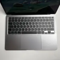 Macbook Air 13" A2337 2020 M1 8GB 256GB Spacegrau 7C...
