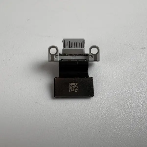 Macbook Air 13,3" A3113 A3240 Weiß USB-C Buchse Ladebuchse 821-05883-01