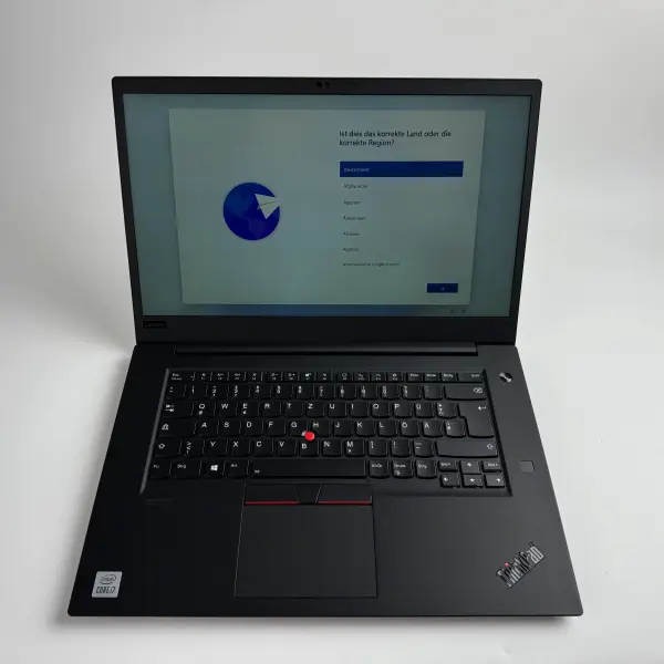 Lenovo ThinkPad 15,6" P1 Gen 3 2,59GHz i7-10750H 32GB 512GB T1000 4GB Schwarz